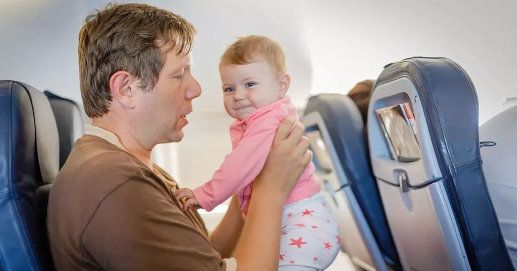 Check Delta Airlines Travel with Infant Policy